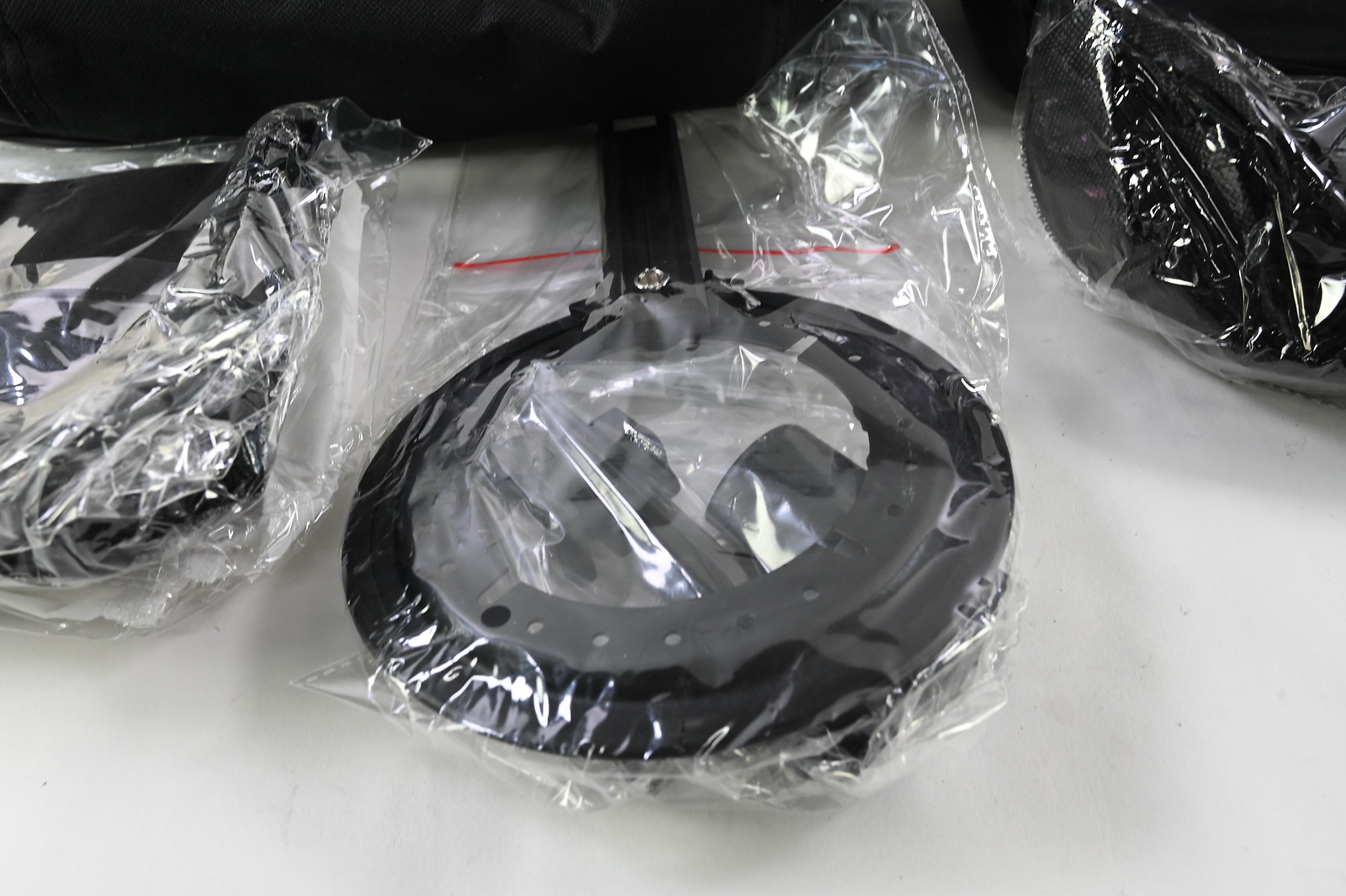 Cheetah Stand QBox Softbox 21"x23" #G906