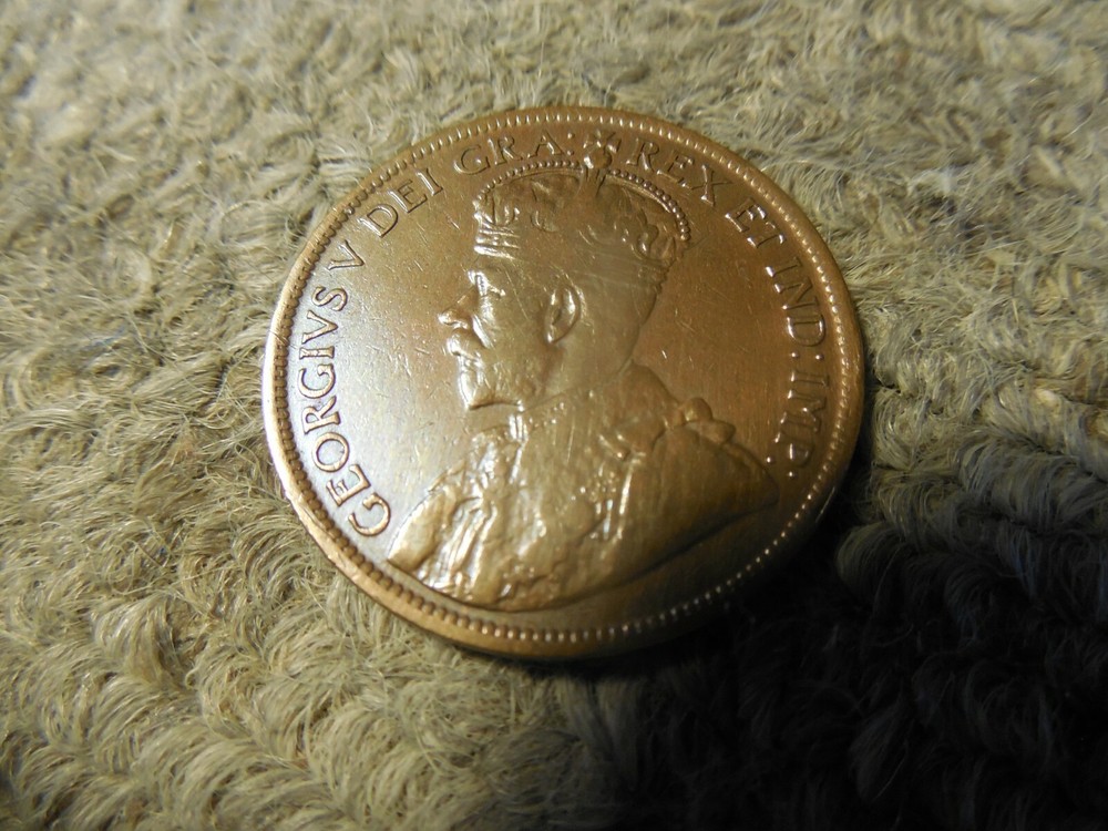 1916 Canadian Large Cent in VF+ condition.  But you decide!!!!