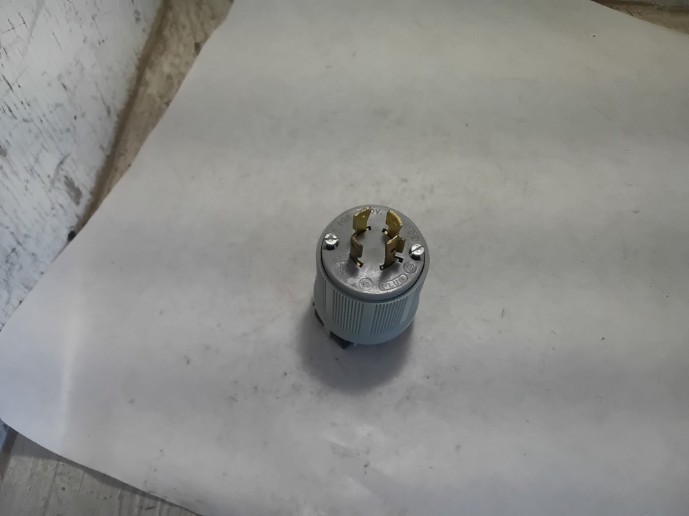 Cooper Crouse-Hinds 6432 Locking Connector (G10E)