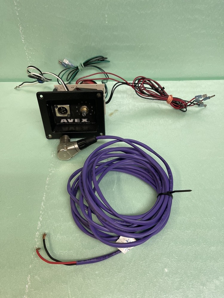 AVEX 2-way Speaker Crossover with Input Panel, Connector, and Wiring A