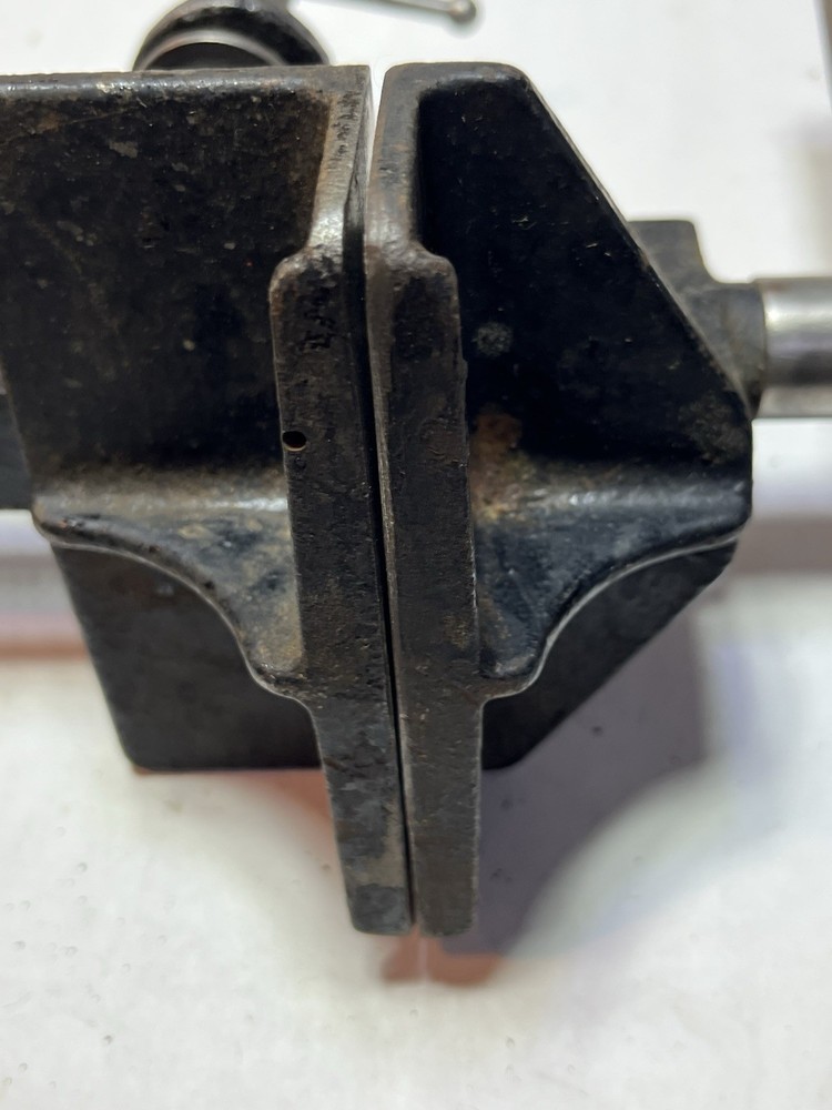 Stanley No. 700 Bench Vise Used