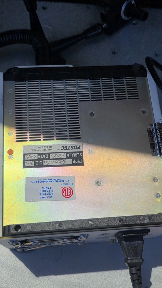 Fiber Optic Illuminator 8300-12