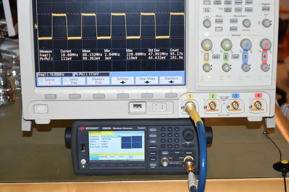 Keysight Agilent 33621A 120Mhz 1GS/s 14bit Arbitrary Waveform Function Generator