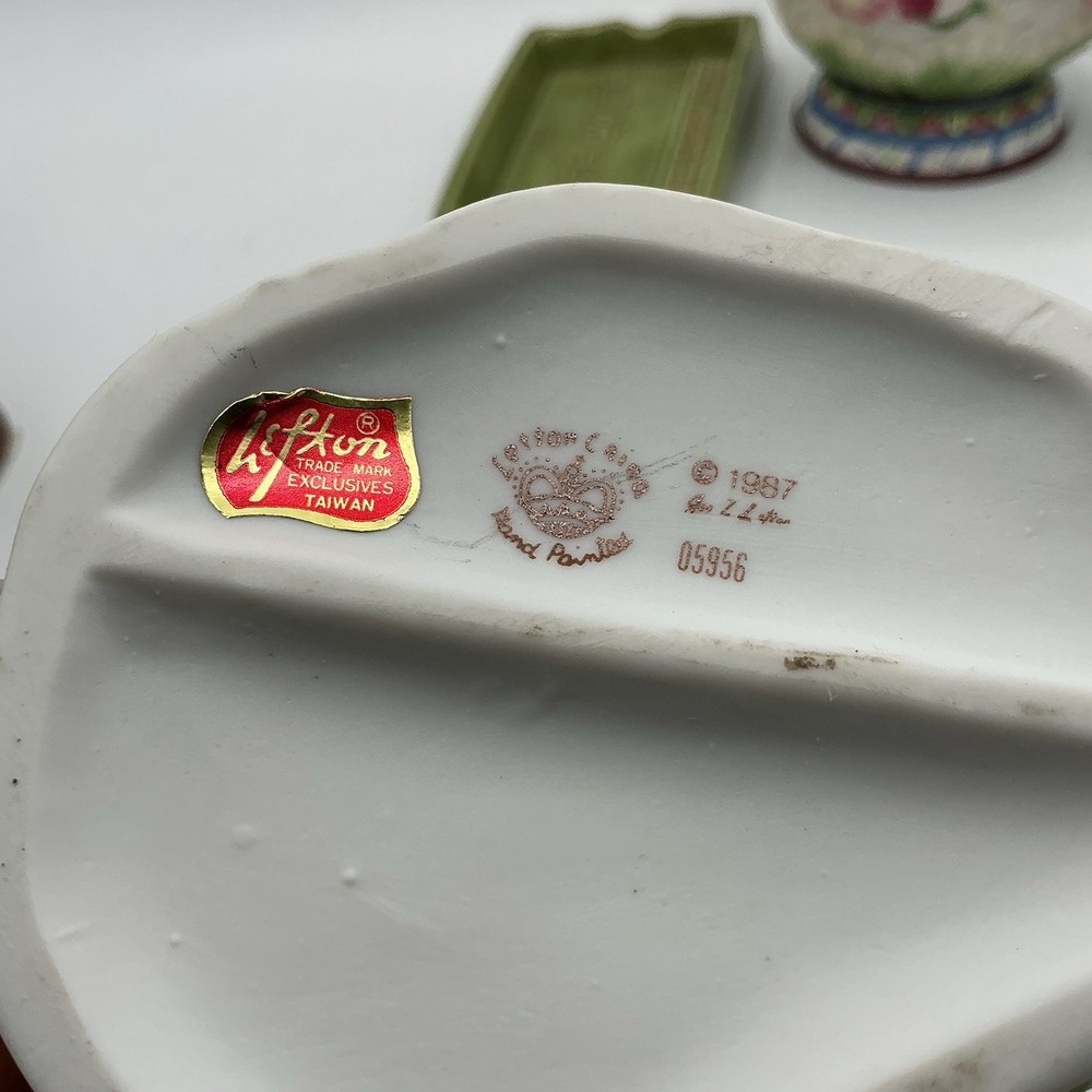Lefton 1987 Basket & Eggs Signed