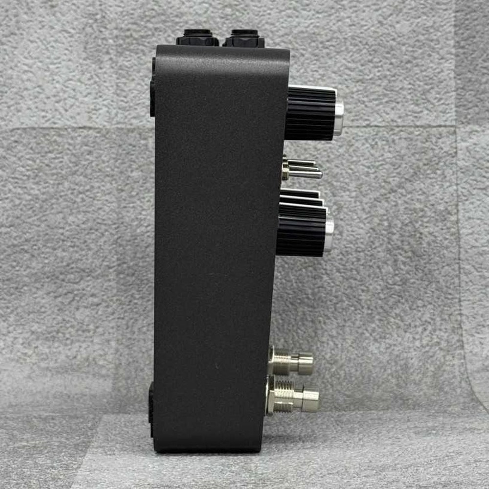 UNIVERSAL AUDIO UAFX DREAM 65 LIFIER Effector