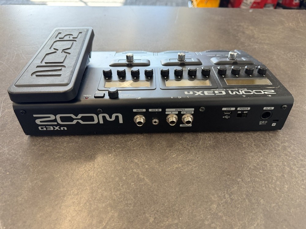 Zoom G3Xn Multi-Effects Guitar Pedal Processor (1107953)