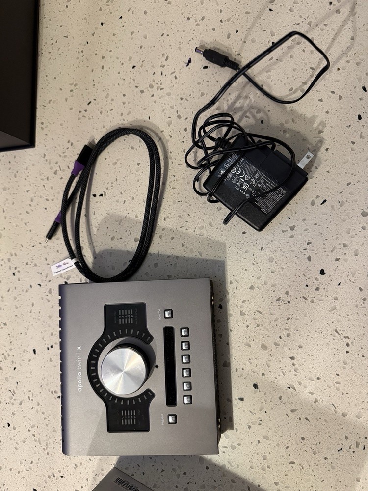 Universal Audio Apollo Twin X USB 3 Desktop Audio Interface, 2 Mic, Talkback