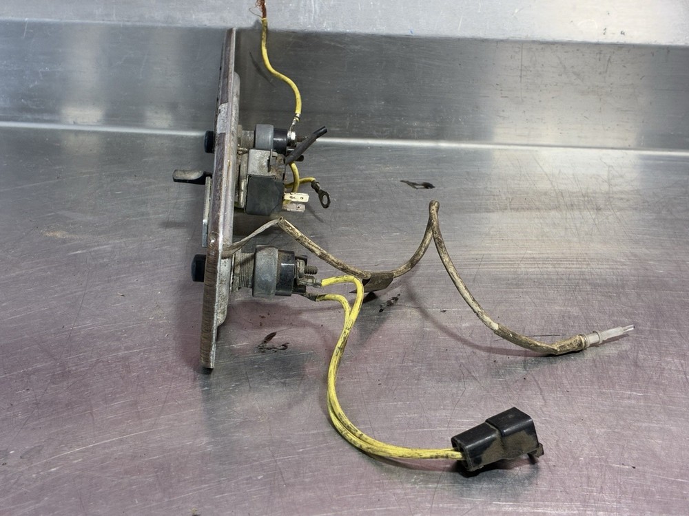 Freightliner FLD CLASSIC Ignition Dash Panel