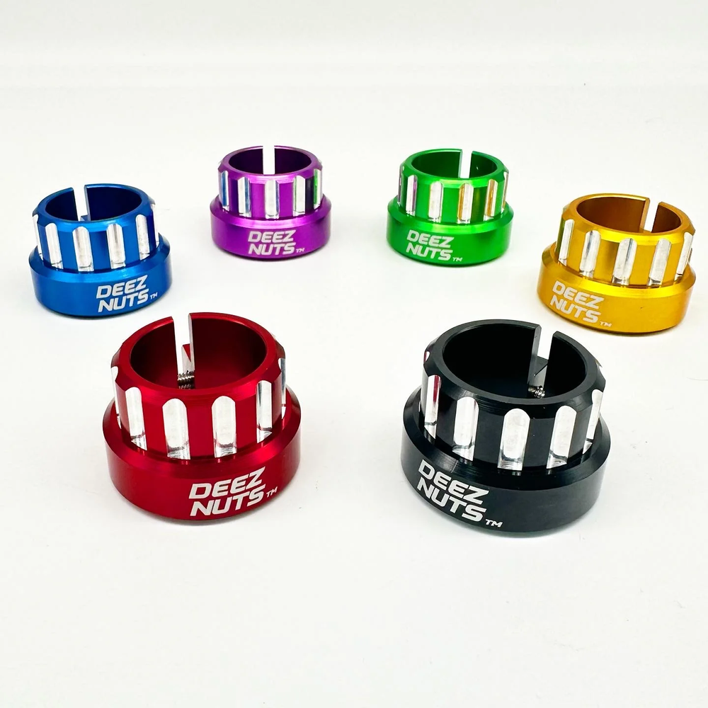 BILLET BMX™ DEEZ NUTS™ SEAT POST CLAMP 28.6mm