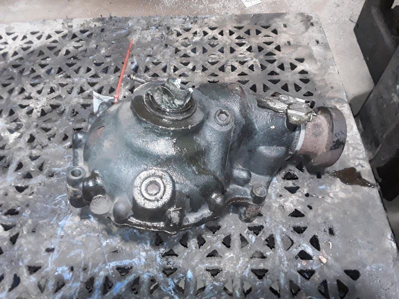 Differential Carrier Front Fits 10-12 RANGE ROVER 765043
