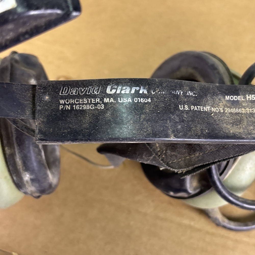 DAVID CLARK H5040 Behind-The-Head Voice Powered Headset MISSING PLUG