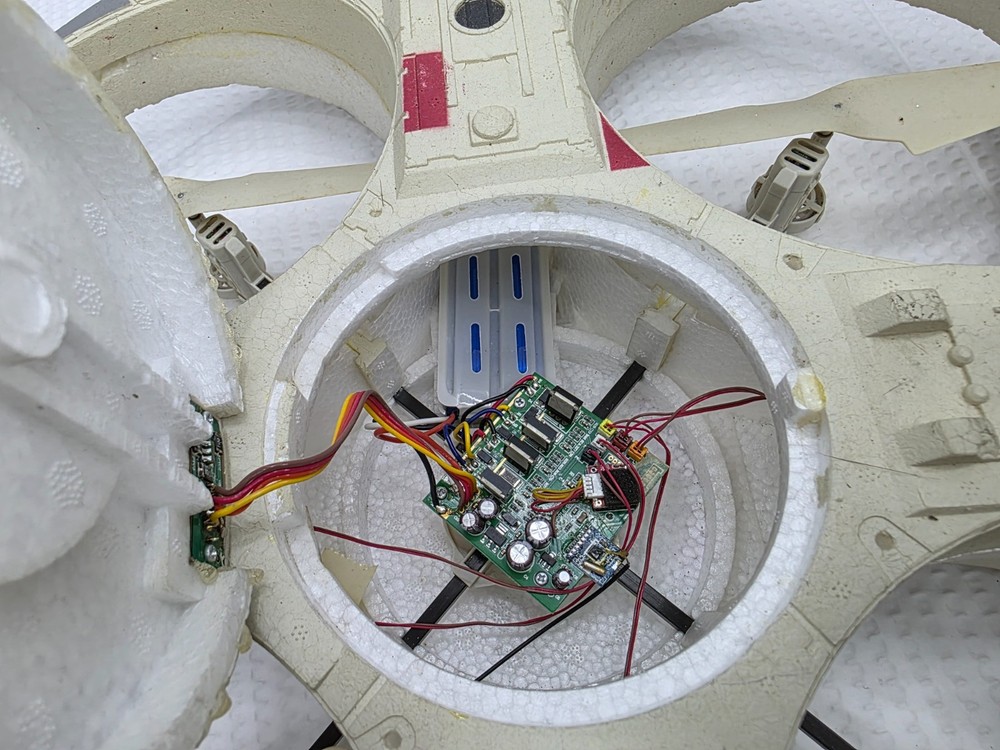 millenium falcon xl rc drone