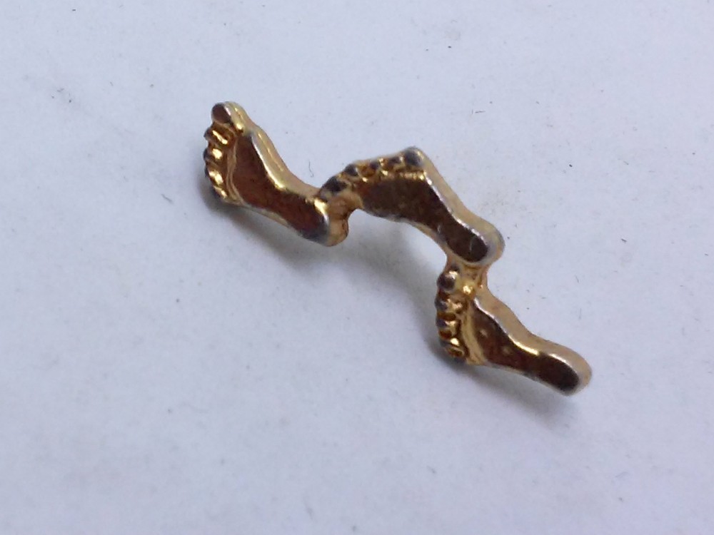 Vintage Footsteps Three Foot Lapel Pin