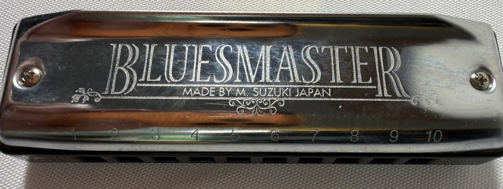 Suzuki MR-250 Bluesmaster 10-hole Harmonica - C Major