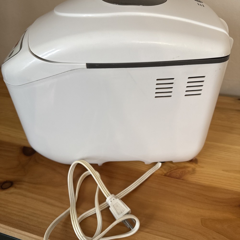 Oster Expressbake Bread Maker Machine Model 5836 White