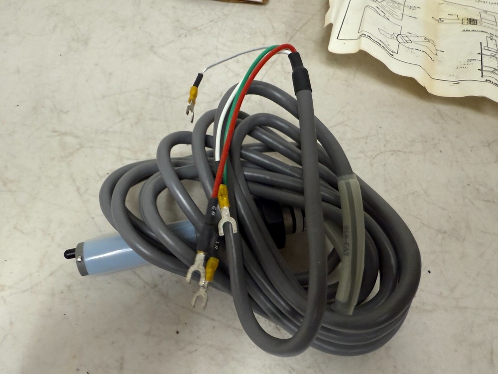 FOXBORO 910 EA3 2B1117 CONDUCTIVITY CELL