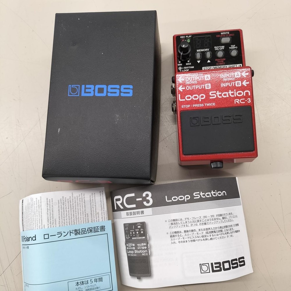 BOSS RC-3 Loop Station Effects Pedal for Guitarists