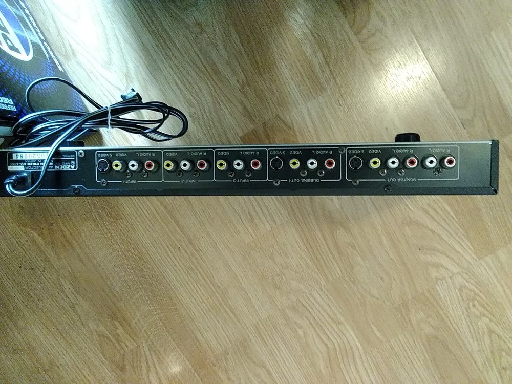 Azden AVS-20 AV Selector