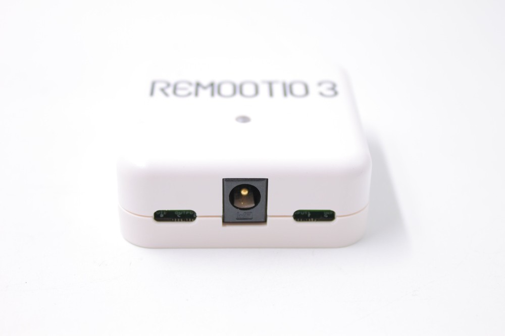Remootio 3 Smart Phone/Mobile Door Wifi/Bluetooth Garage/Gate Controller