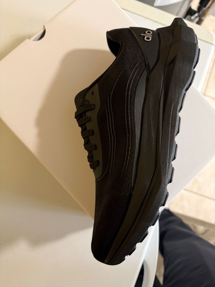 alo runner black/black