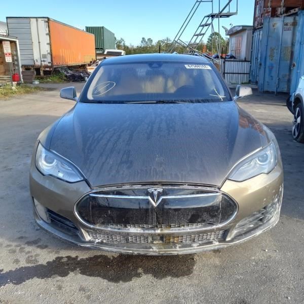 TESLA S 2015 Battery 479493