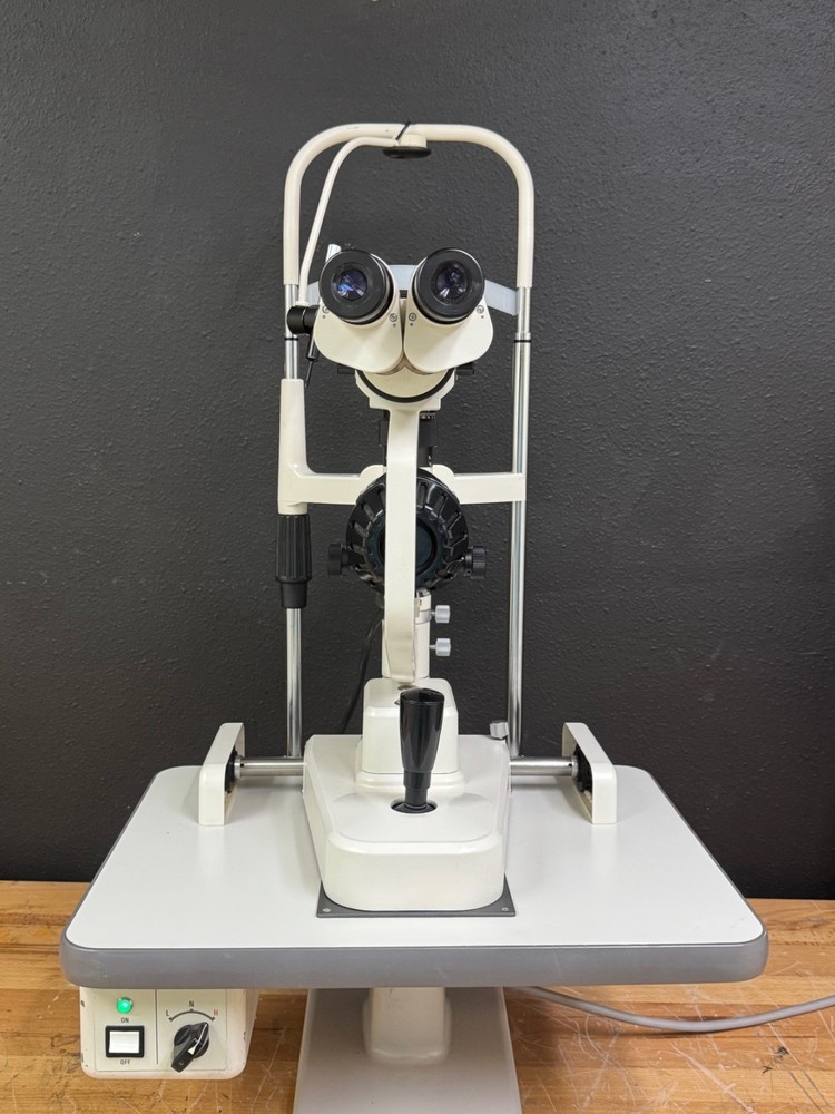 Topcon SL-2E Slit Lamp