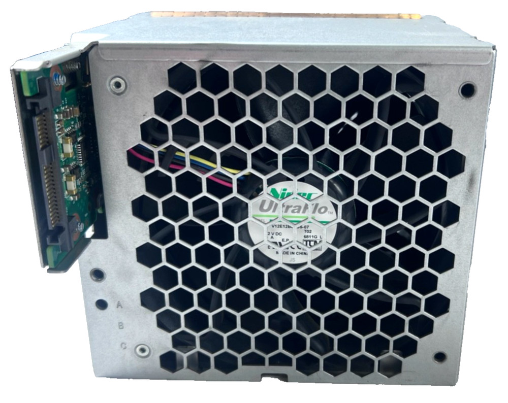 NetApp NAF-1601 Storage Array w/2x Controllers, 2x 128GB SSD, 2x PSU, NO RAM