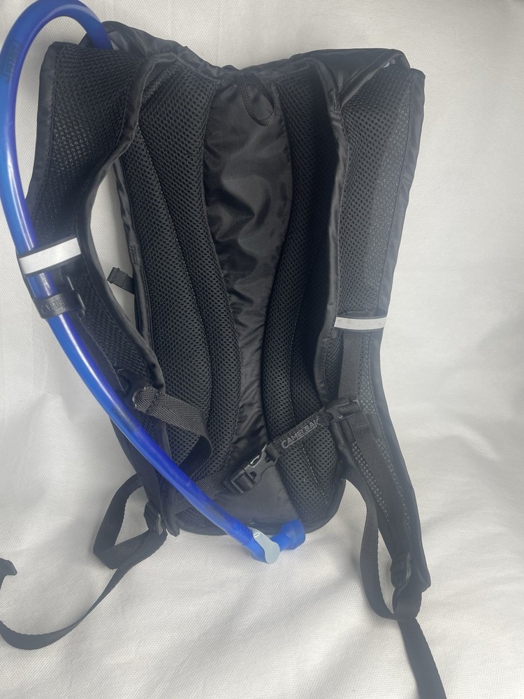 CamelBak Rogue Hydration Pack 2.5L Black Graphite Water Backpack Bladder Tumbler