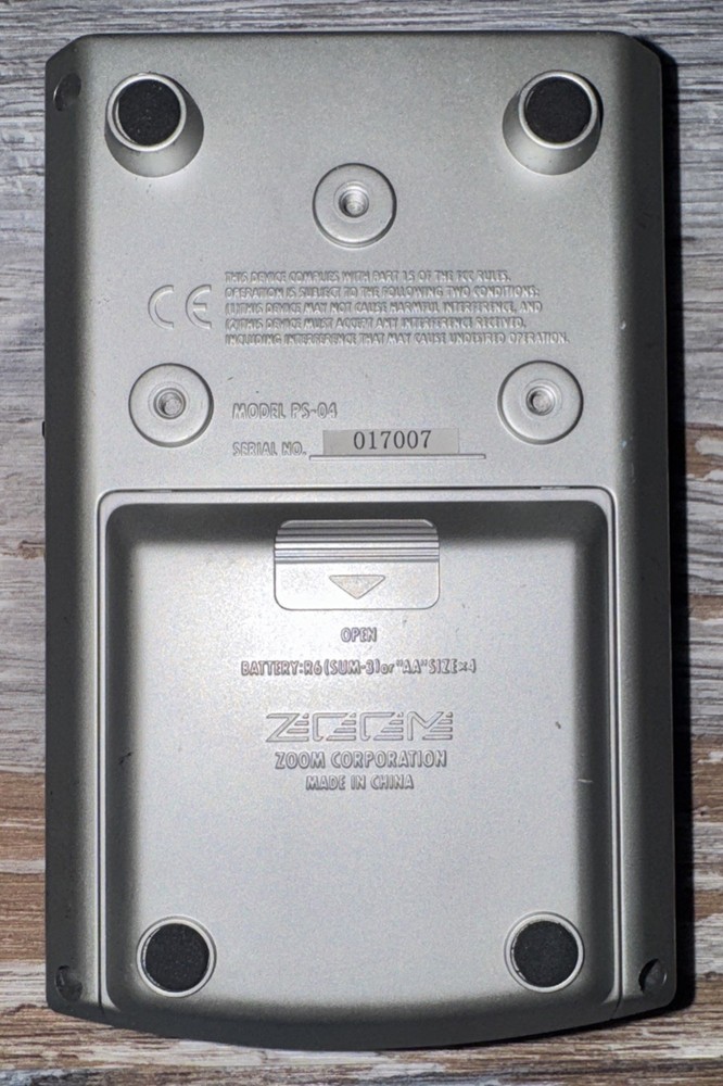 ZOOM PS-04 Palmtop Studio Portable Multi-Track Recorder With Memory Chip.