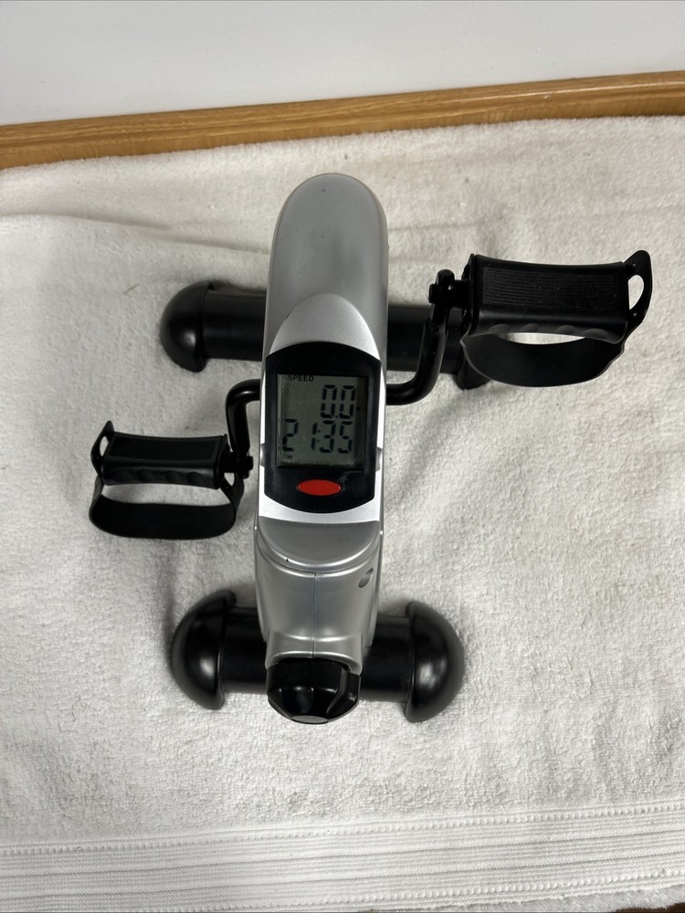 Mini Elliptical Vive Portable Pedal Exerciser EUC Works!