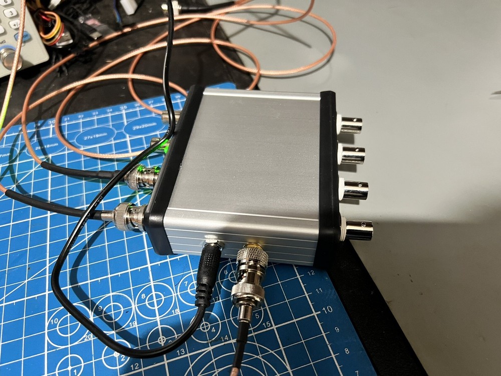 10MHz Distribution Amplifier for GPSDO OCXO With 8 Outputs