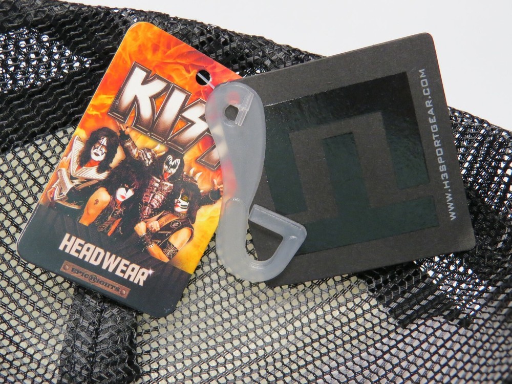 KISS LOGO TRUCKER HAT NEW WITH TAGS