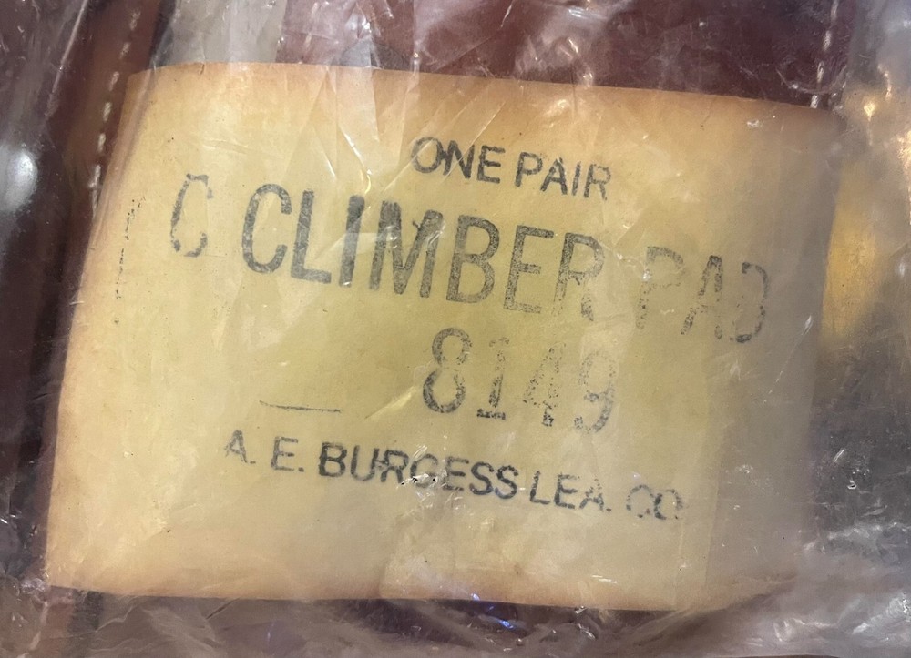 *NEW* A.E. BURGESS C Climber Pads 8149 Pair