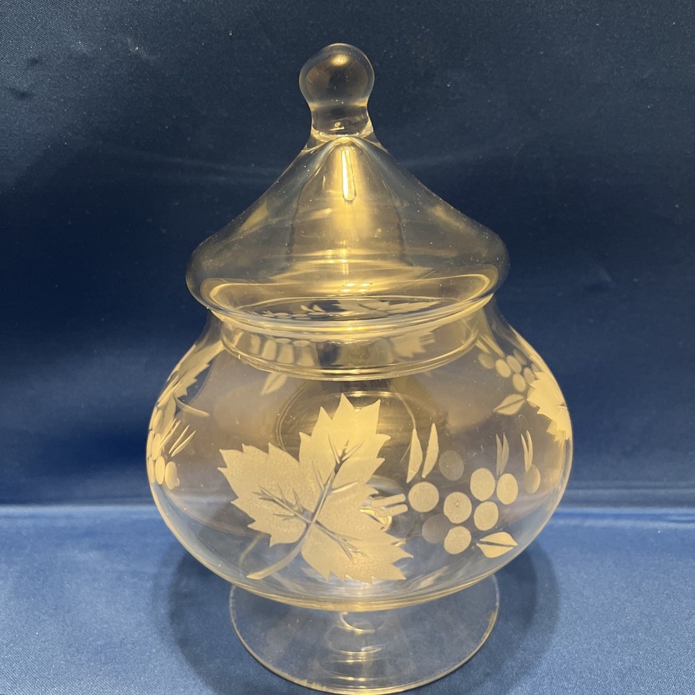 Vintage Leaf & Grape Pattern Etched Candy Dish With Lid 7.5”