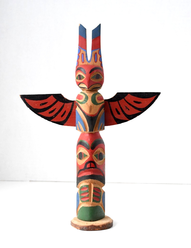 Vintage PWC Cedar Totem Pole Thunderbird Human 1960's 8x5