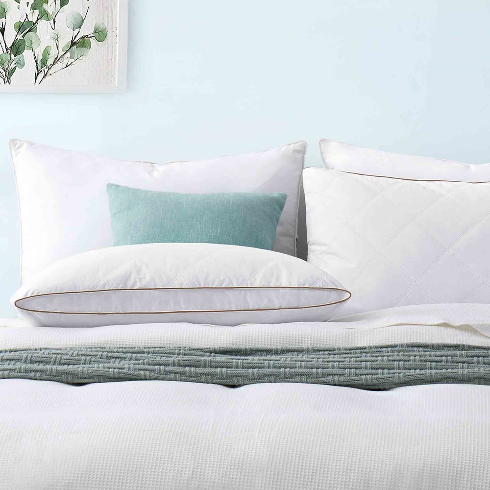 2 Pack Gusseted Goose Feather Down Bed Pillows King Size Pillows