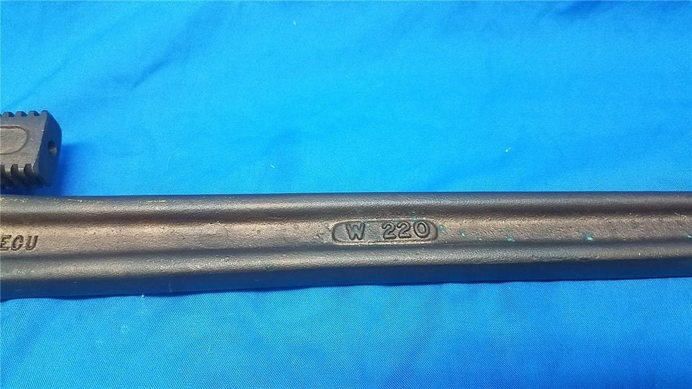 Berylco Beryllium Copper 24" Adjustable Pipe Wrench Model w-220 BECU