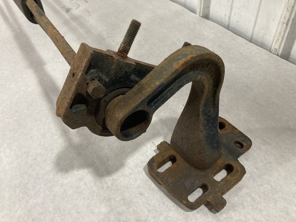 Volvo VNL Hood Hinge - Used