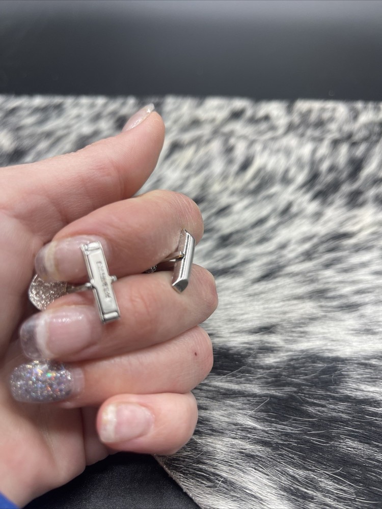 Stunning Silvertone Vintage Cuff Links #Q43