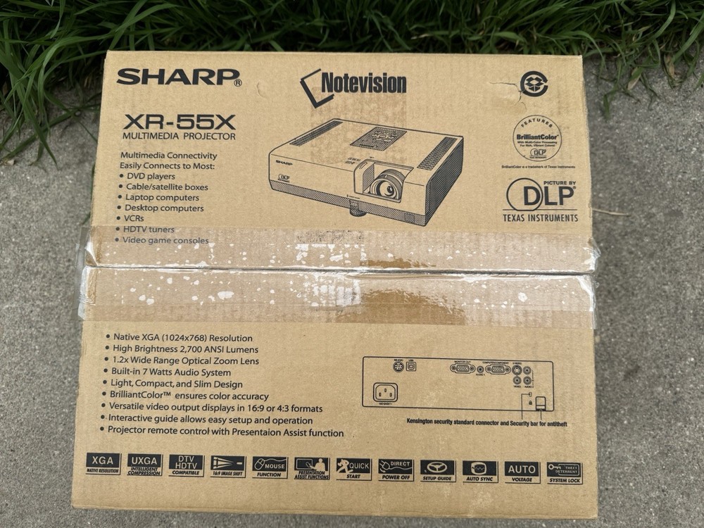 Sharp Notevision XR-55X Multimedia Projector