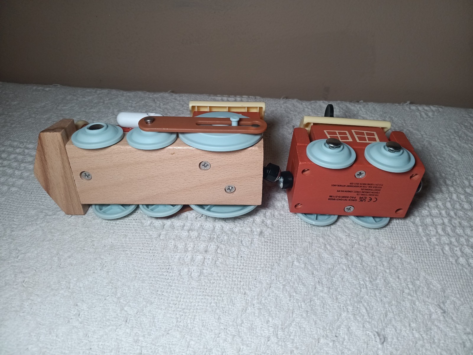 Disney Mickey Wooden Magnetic 2 Pieces of Train Set Wooden NO Figure NO Stack