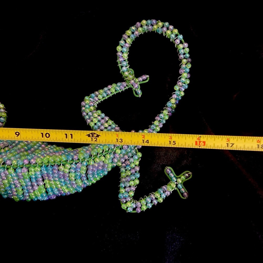 Wire & Beaded Salamander Lizard Sculpture Wall Decor 16”