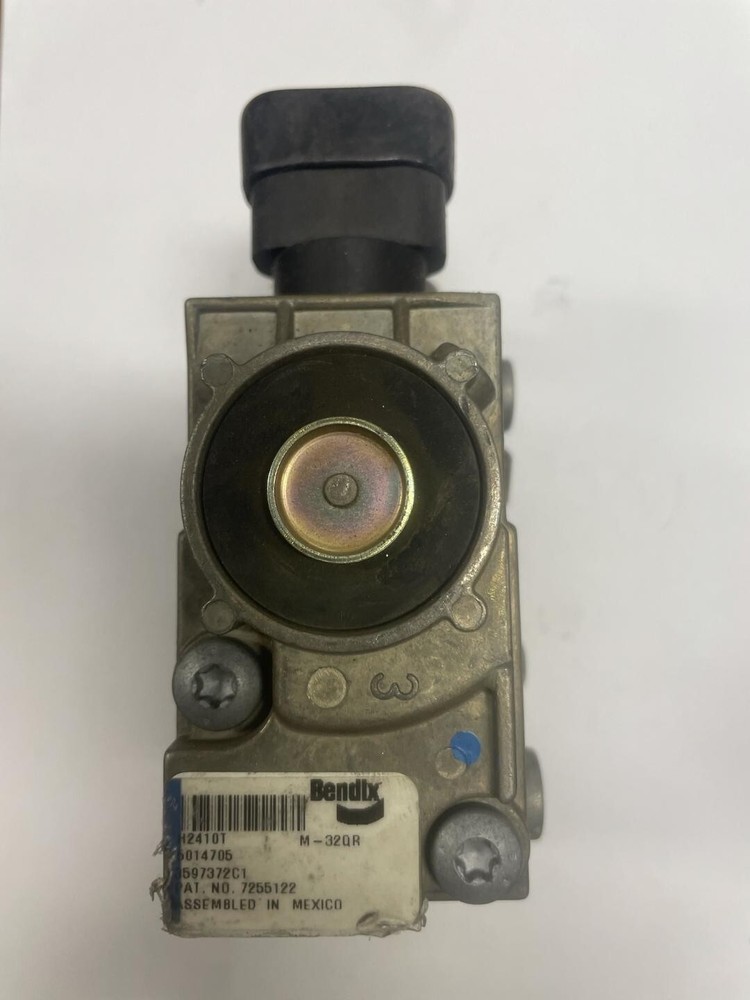BENDIX ABS VALVE # 801481, MR-32QR NEW
