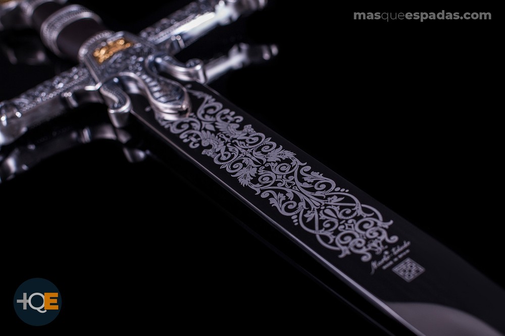 King Solomon's Sword Silver and Gold
