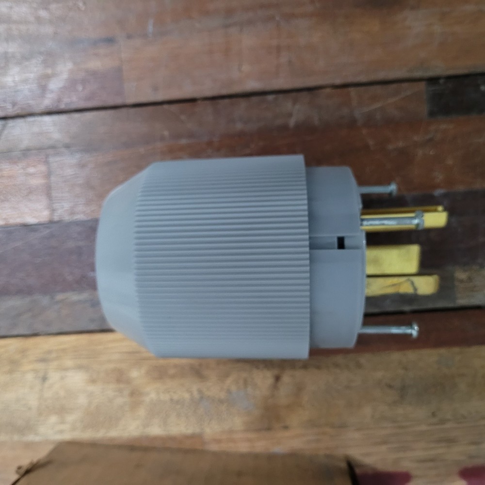 Arrow Hart Autogrip Plug 50A, 250V
