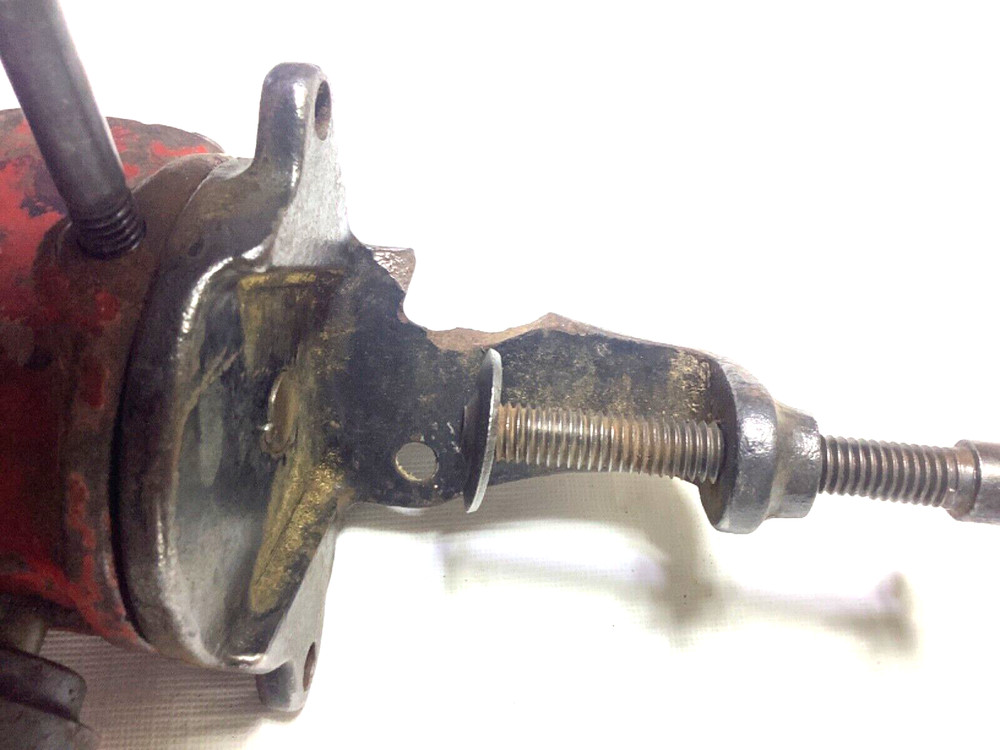 Mohawk Melburne vise w/2-1/2" jaws broken mount