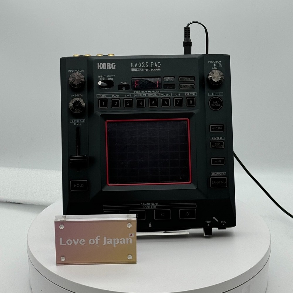 KORG KAOSS PAD KP3 KP-3 Dynamic Effect Sampler Sequencer w/Accessories Working