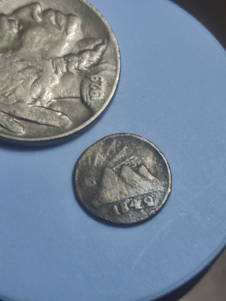 1842 Central America 1/4 real Silver #241