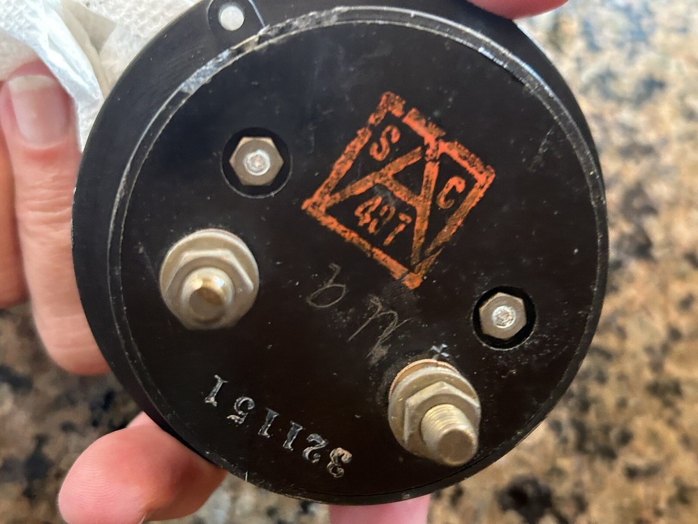 TRIPLETT 321-T VOLT D.C. METER / GAUGE