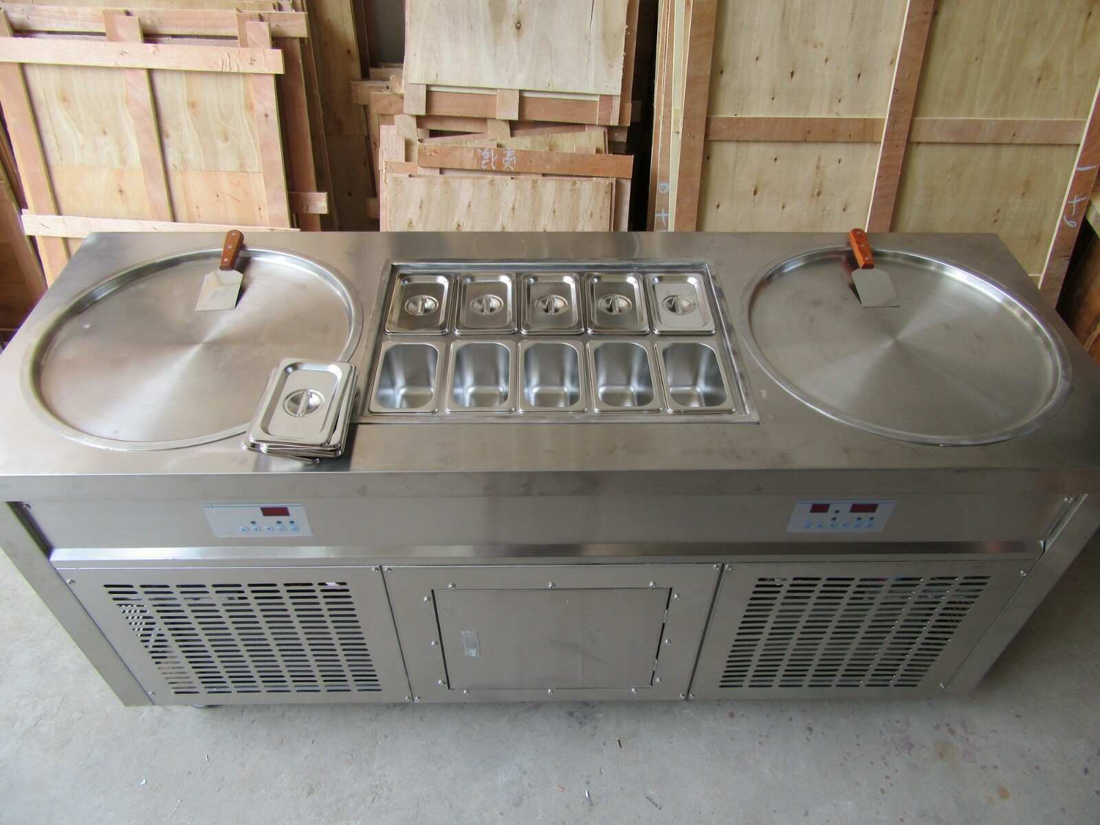 Kolice Commercial Rolled Ice Cream Machine-ETL,22" Double Pans,10 Coolated Tanks